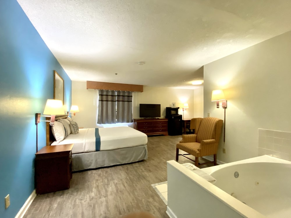 FairBridge Inn Express Mt Vernon 13/27