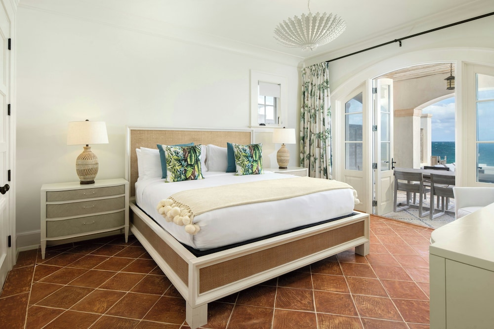 Ambergris Cay 10/48