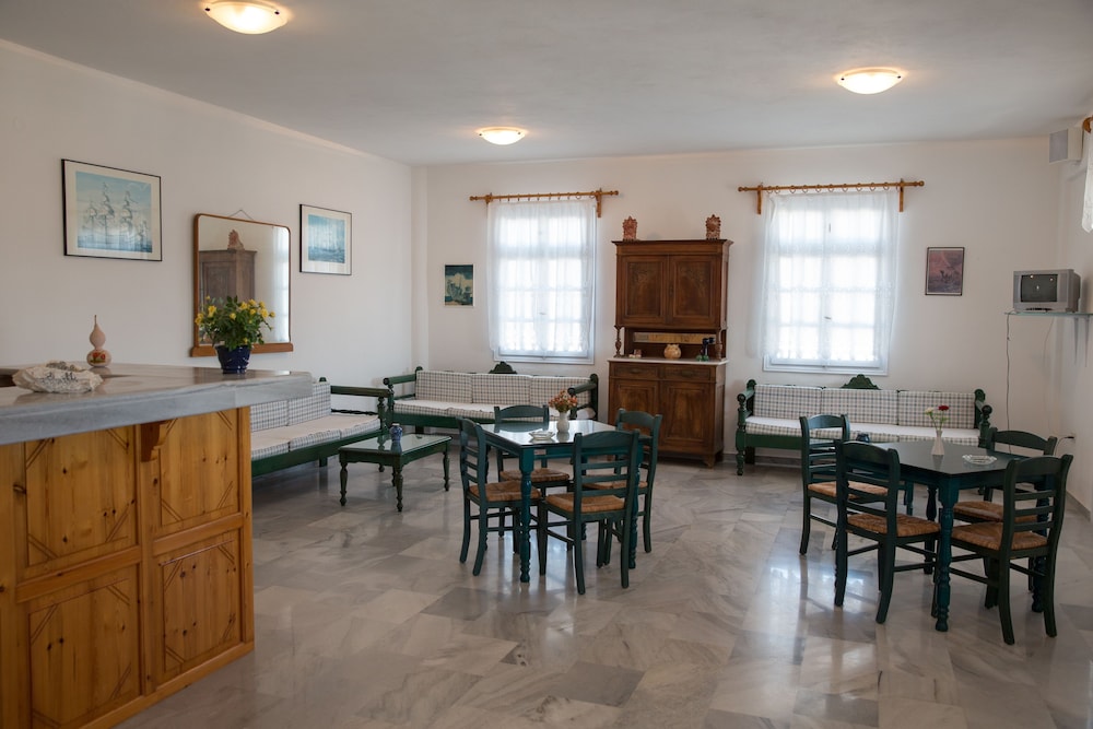Arkas Inn 25/45