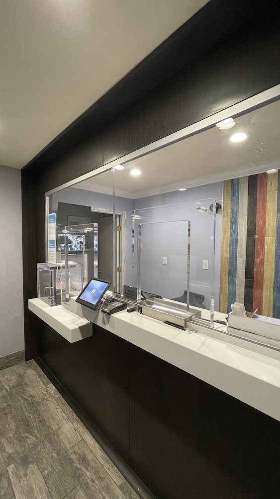 Motel6 Pico Rivera, CA - Los Angeles 6/60