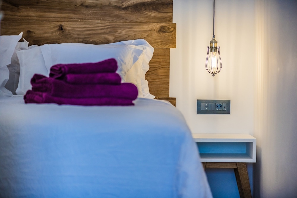 Portes Mykonos Suites And Villas 16/77