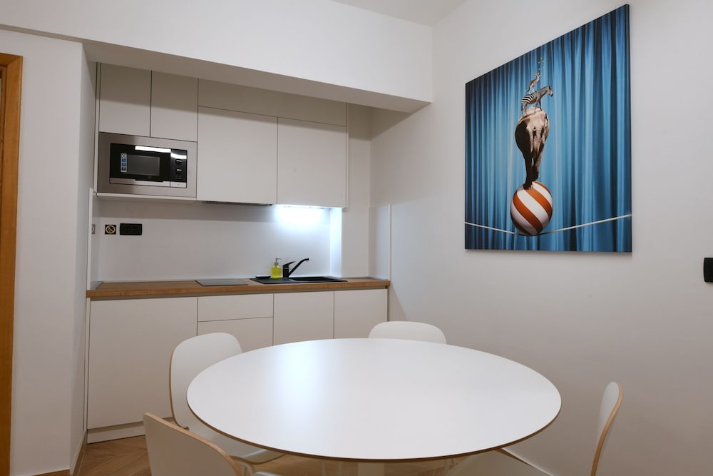 Aparthotel Milenij 40/40