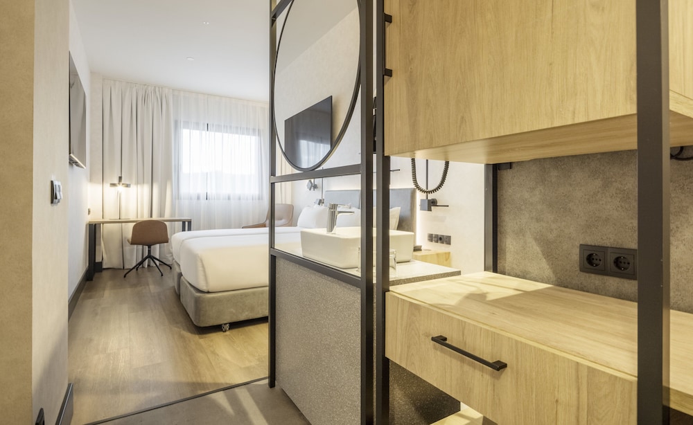 Hotel Ilunion San Mames 61/66