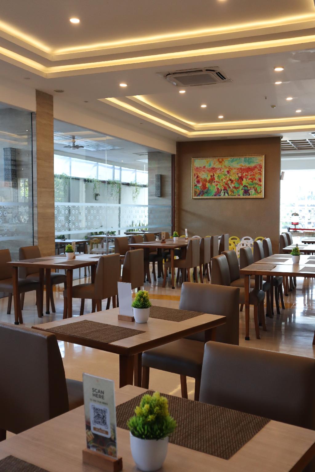 Lynn Hotel Mojokerto 18/28