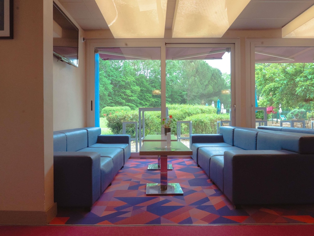 Mercure Brive 27/49