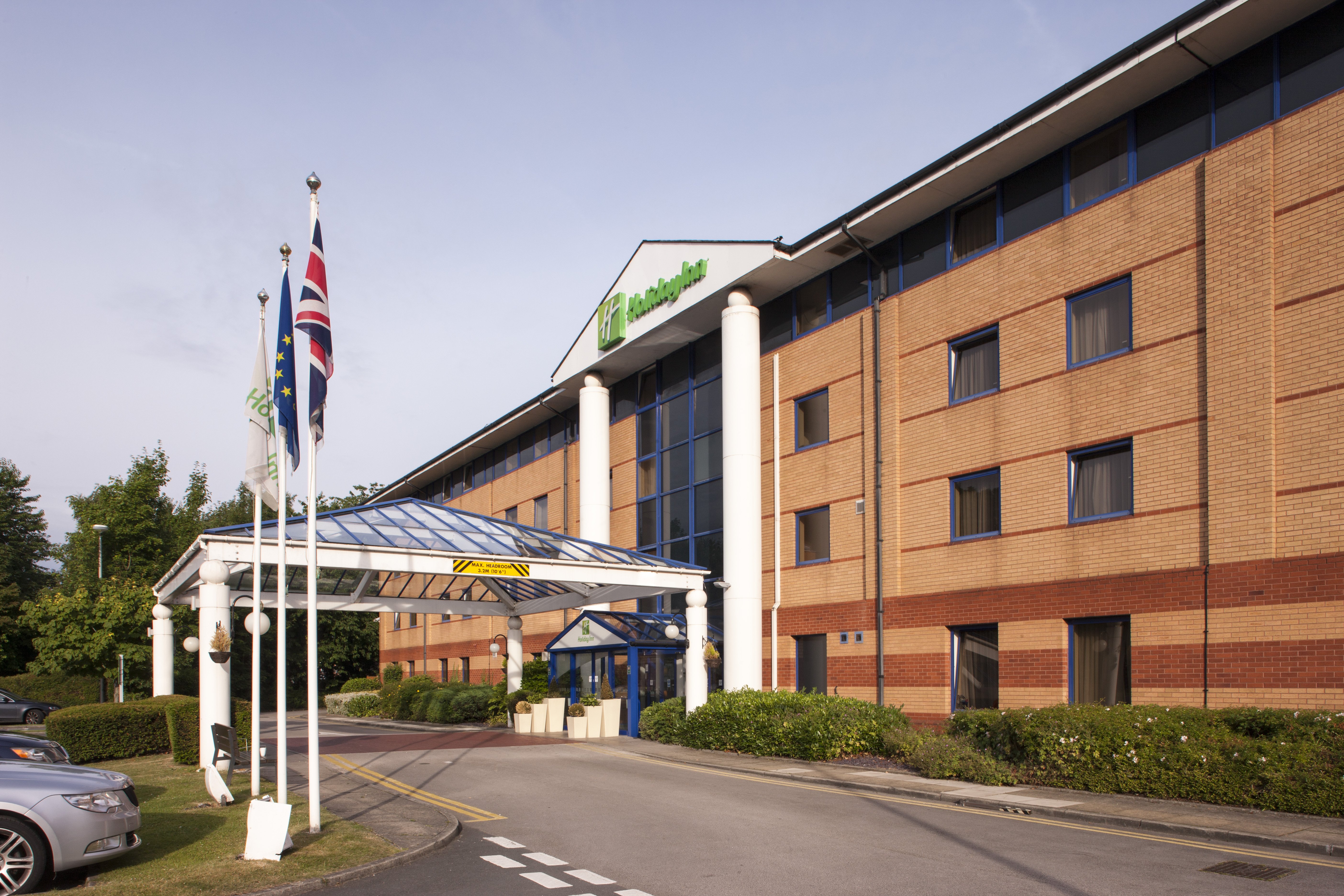 HOLIDAY INN WARRINGTON 28/32