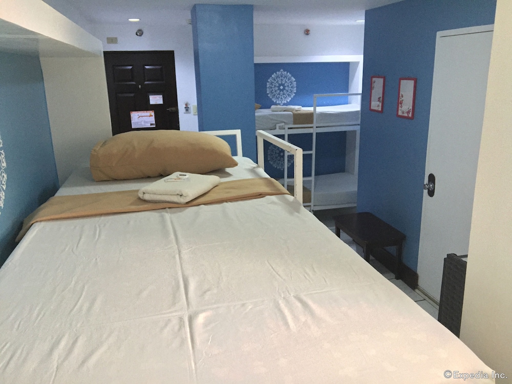 Urban Inn Iloilo 38/65