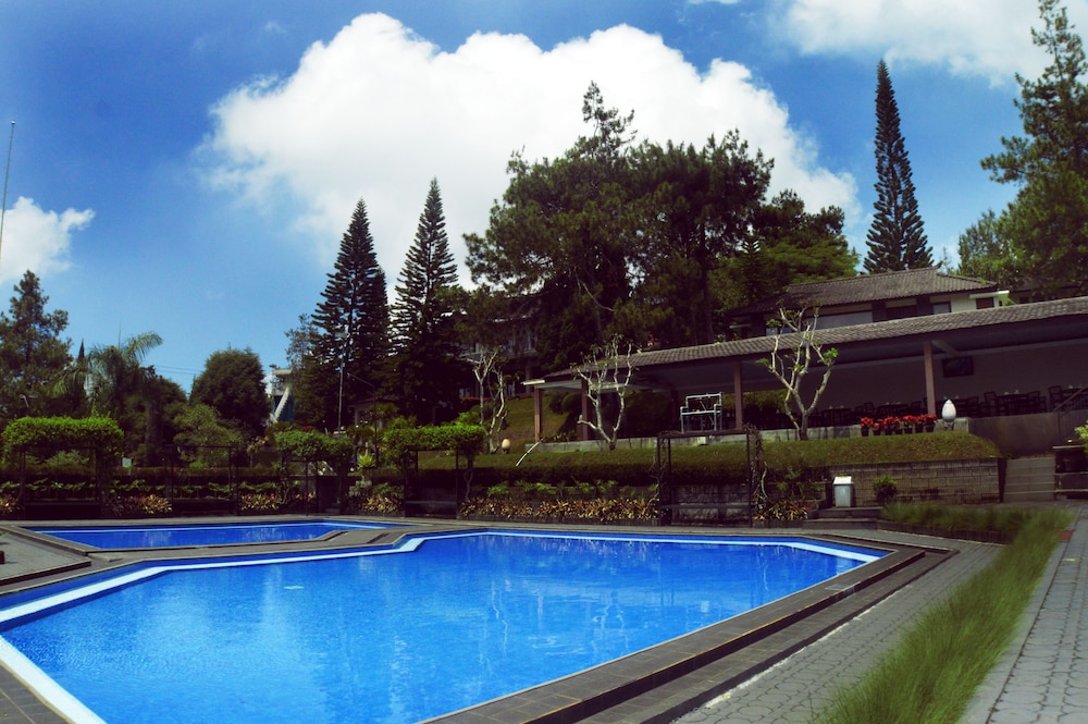 Lembang Asri Resort 36/55