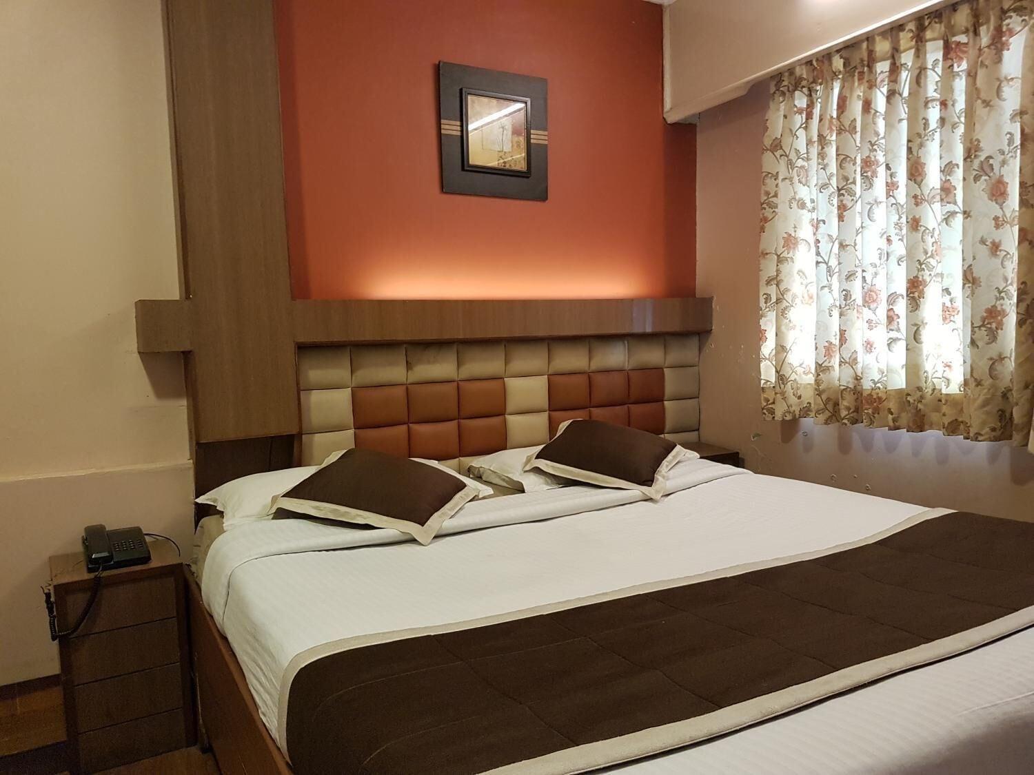 HOTEL MANECK 11/50