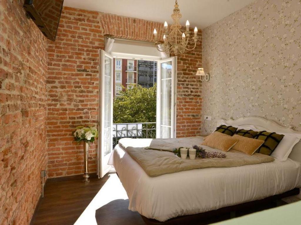 Deluxe, Triple, 1 Double and 1 Single Bed, Private Balcony, Murphy Bed