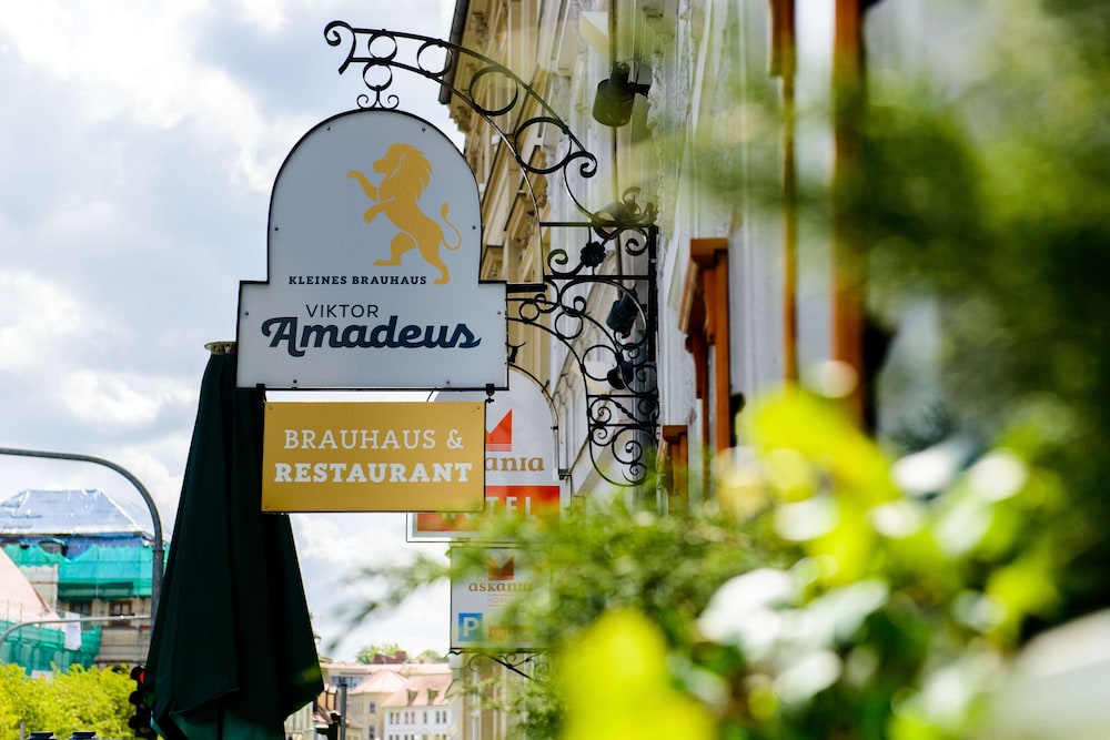 Askania Hotel Bernburg 31/50