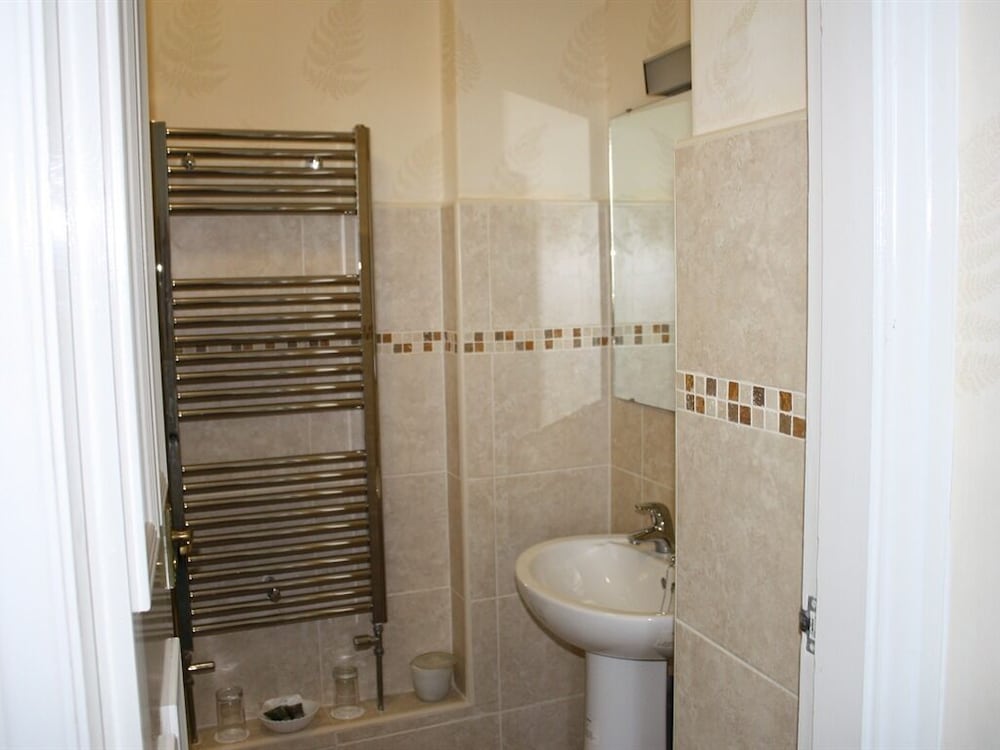 Holmwood House Hotel 18/23