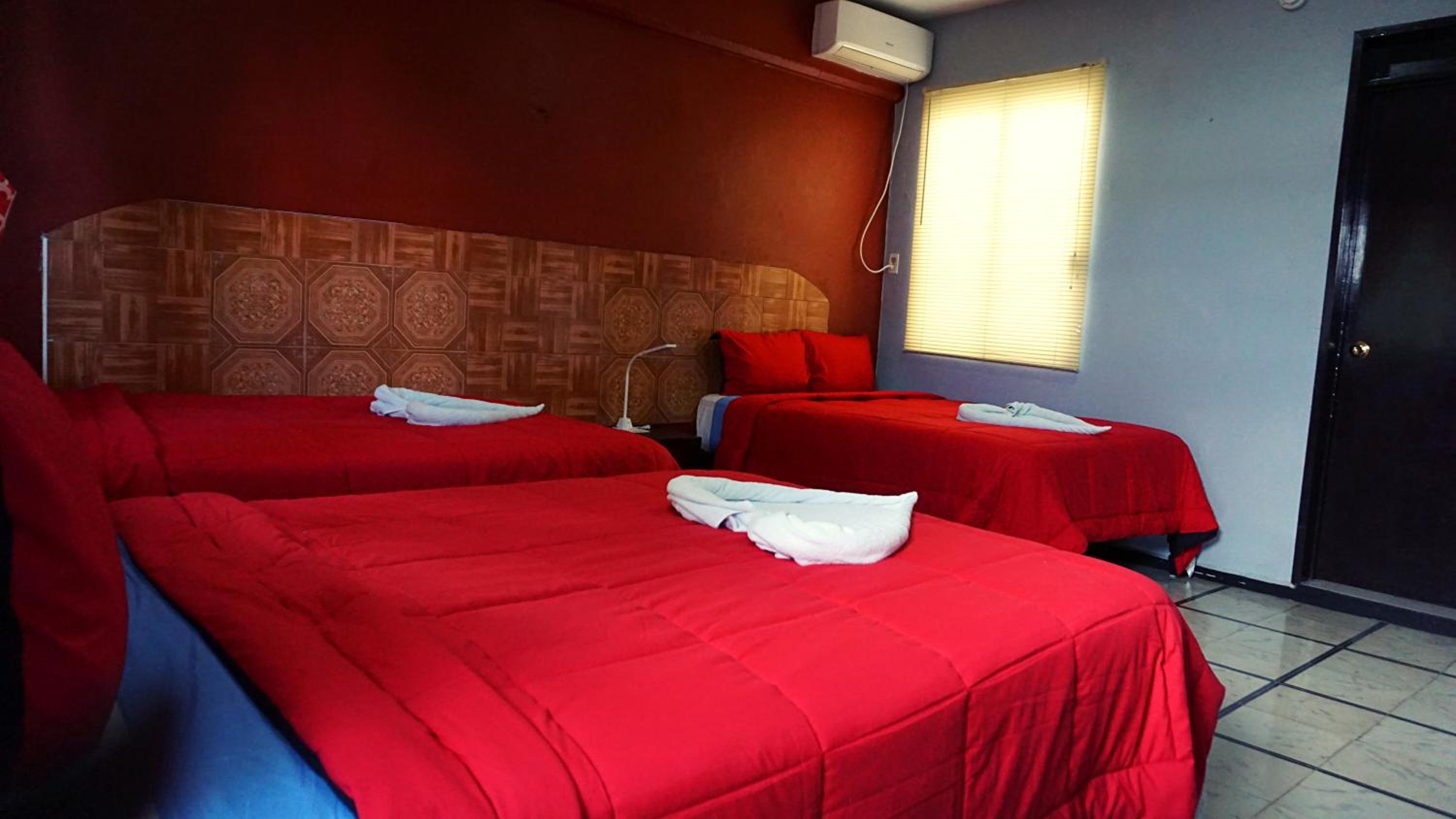 Hotel Murallas 231 17/50