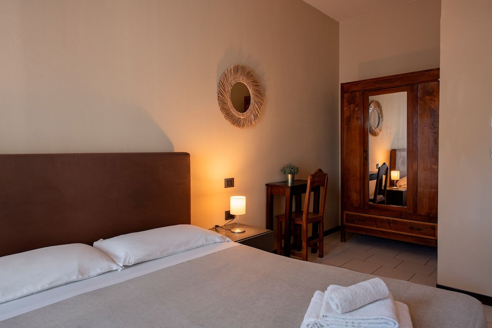 ROOM, DOUBLE BED, GARDEN VIEW