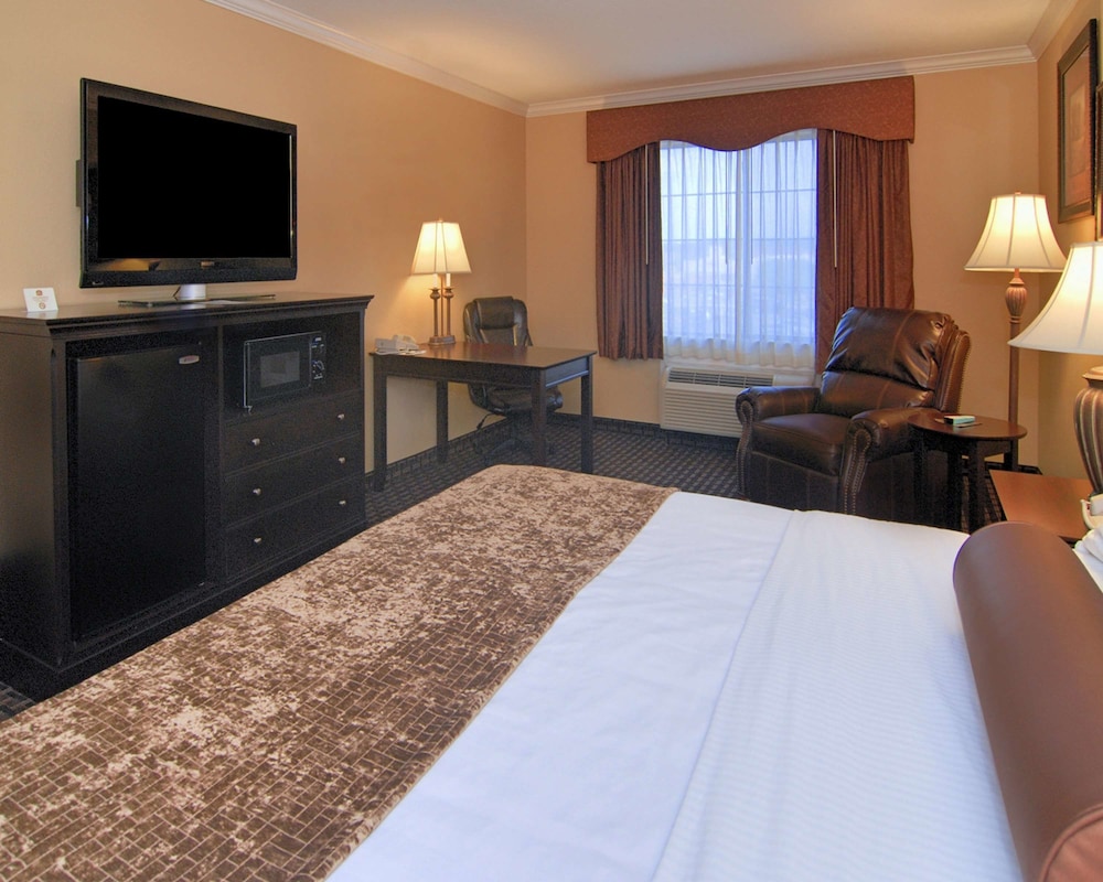 Best Western Plus Southpark Inn & Suites 12/39