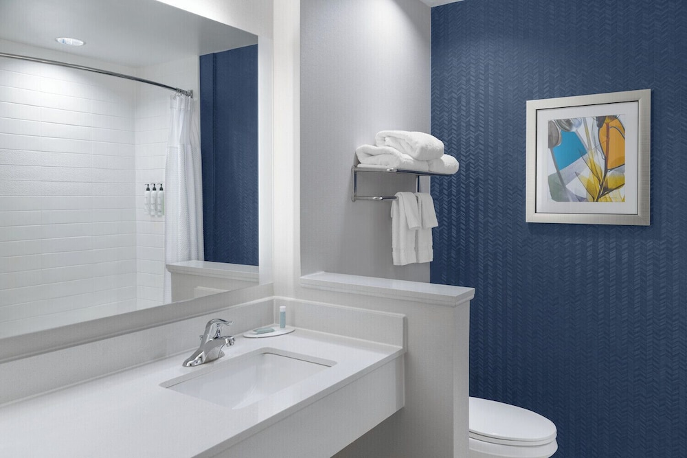 FAIRFIELD INN AND SUITES ATLANTA ACWORTH 49/50