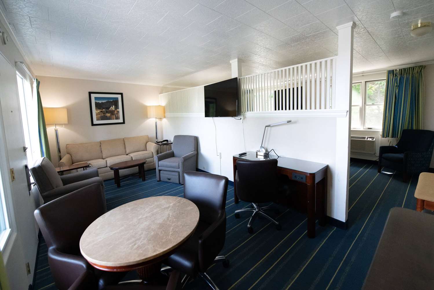 Days Inn by Wyndham Bar Harbor 32/53