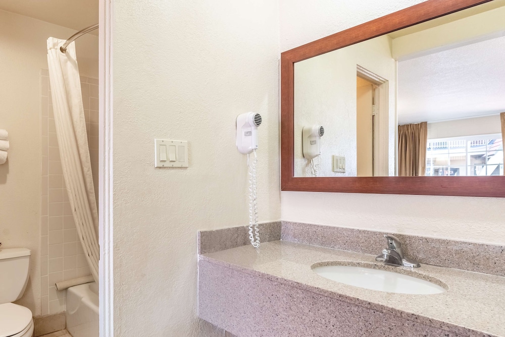 Americas Best Value Inn Suites Flagstaff 7/27