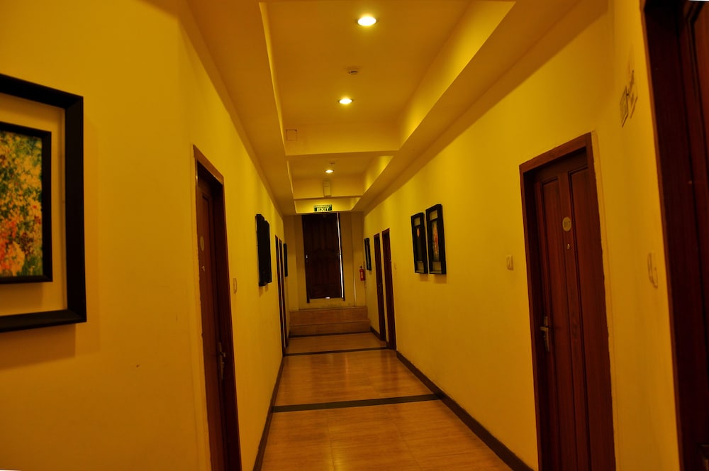 QUALITY INN SABARI RESORT 31/67