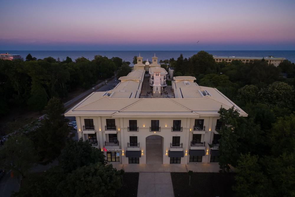 Primorski Hotel 11/64