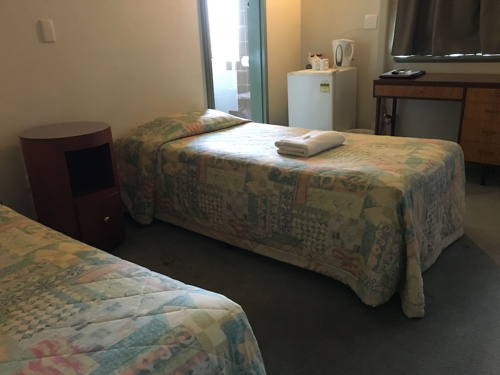 Amaroo Hotel 15/41