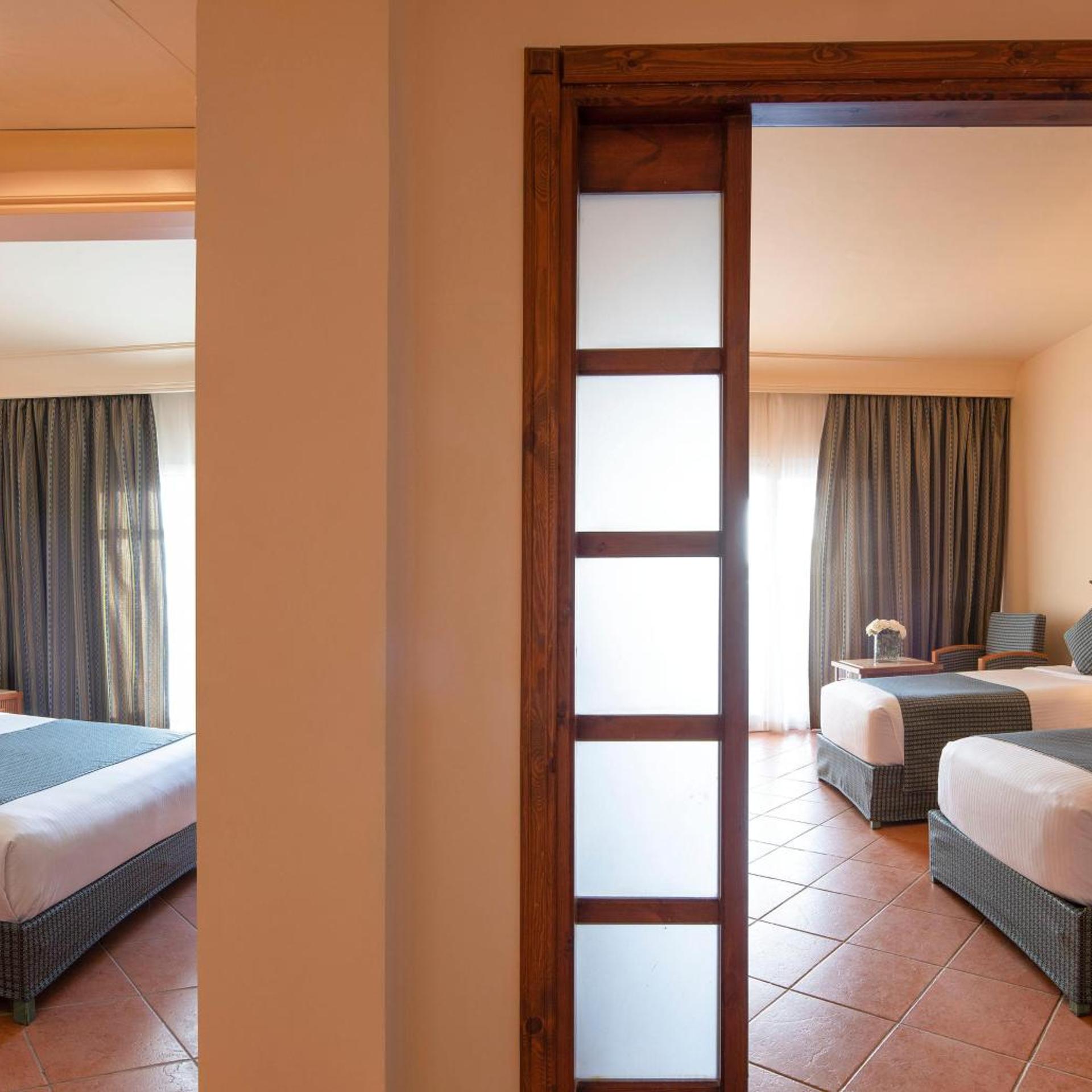 Family Suite 3A+2C، Charmillion Club Aqua Park 8/10