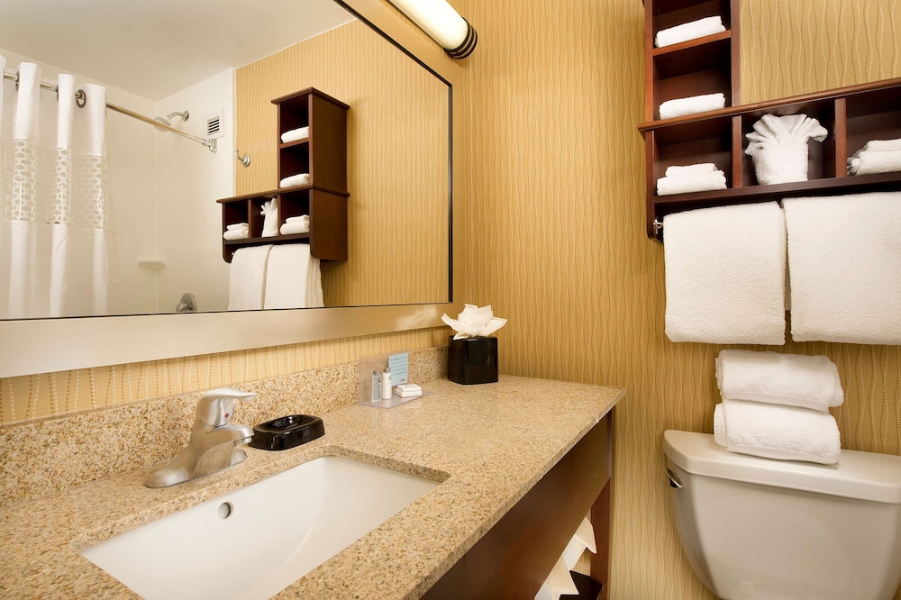 Hampton Inn Haverhill 8/50