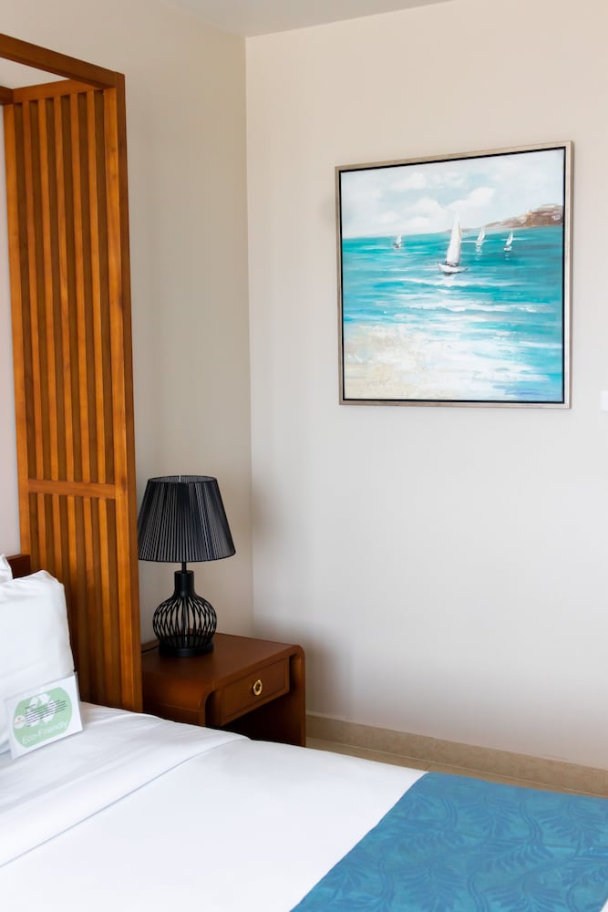 Golden Bay Belize Hotel 18/50