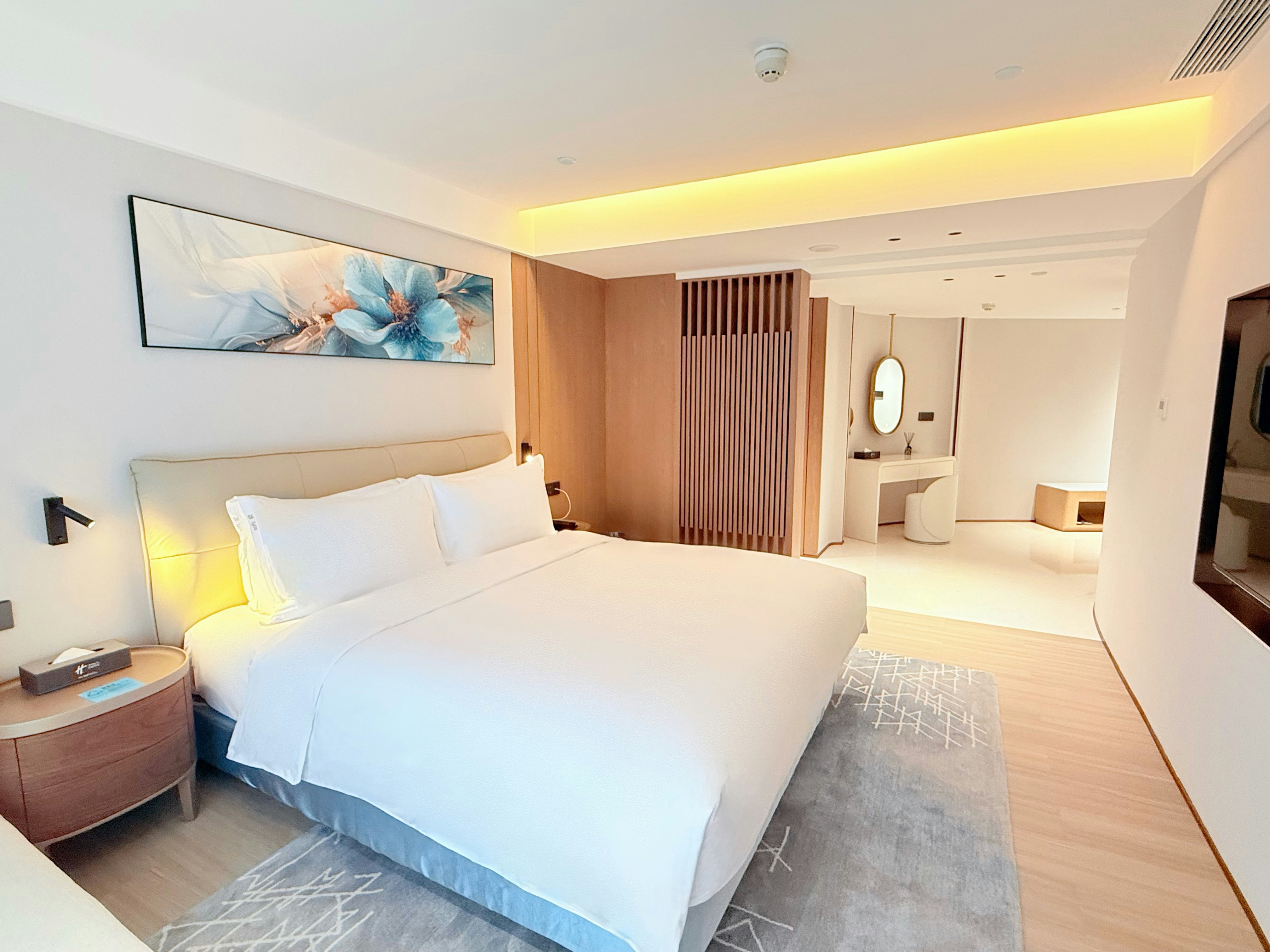 Holiday Inn Express Shenzhen Dongmen 3/22