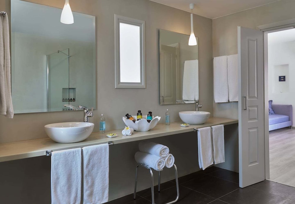 Yria Boutique Hotel & Spa 34/74