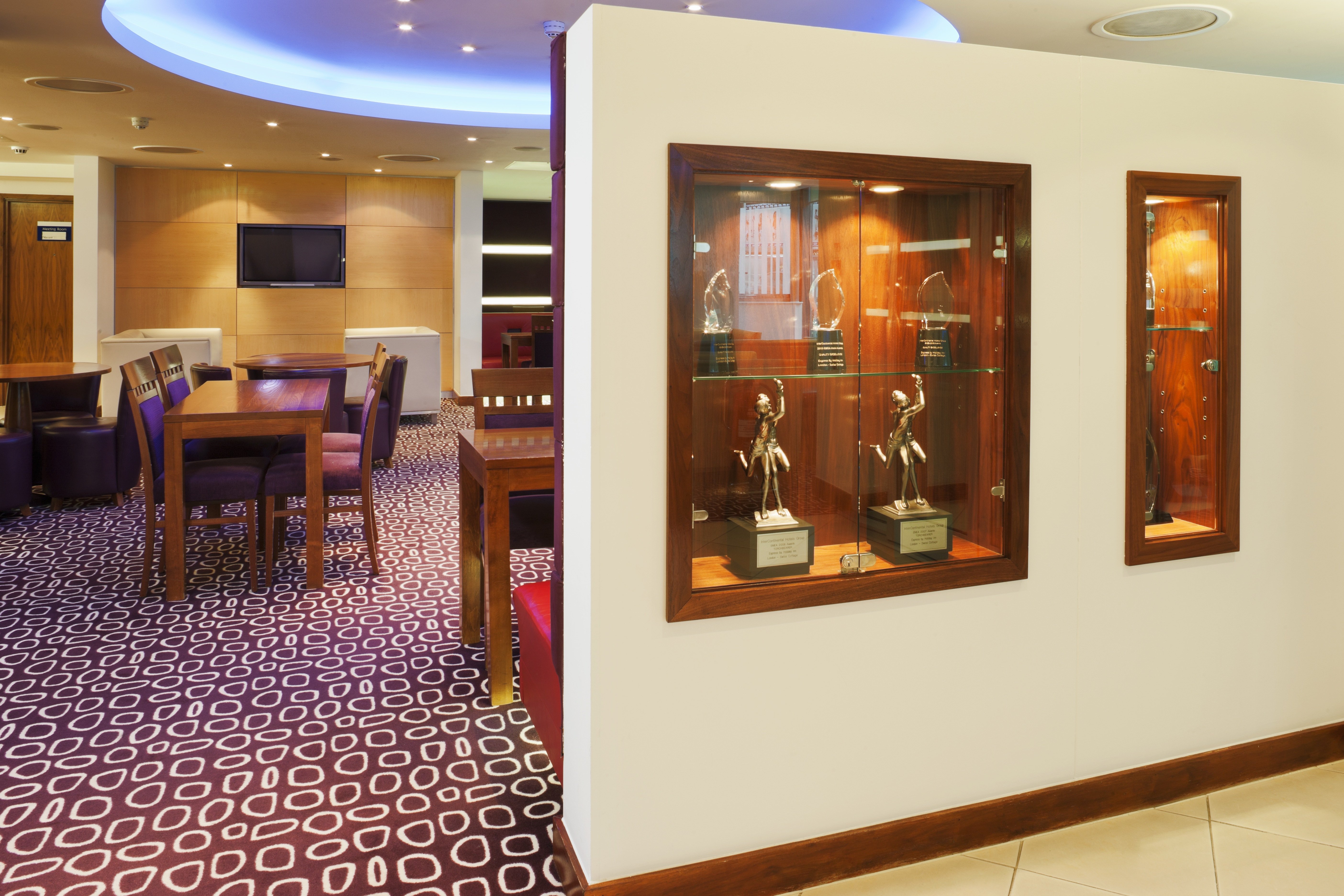 Holiday Inn Express London - Swiss Cottage 17/28