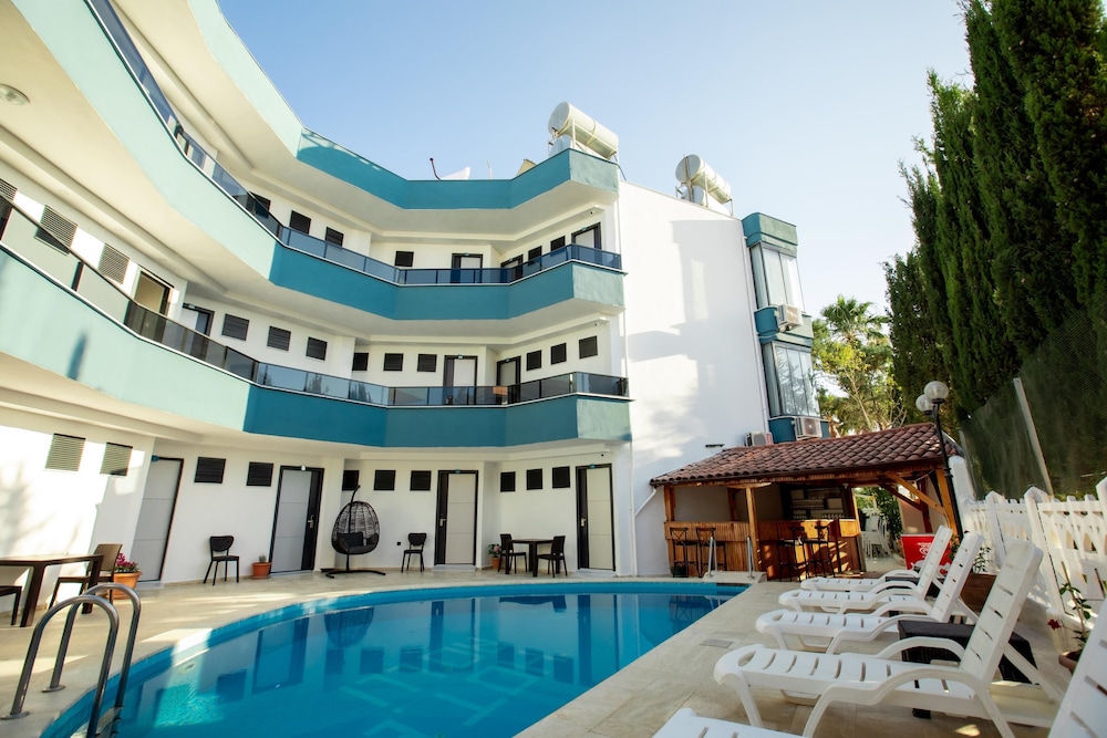 Hotel Rolli 2/23