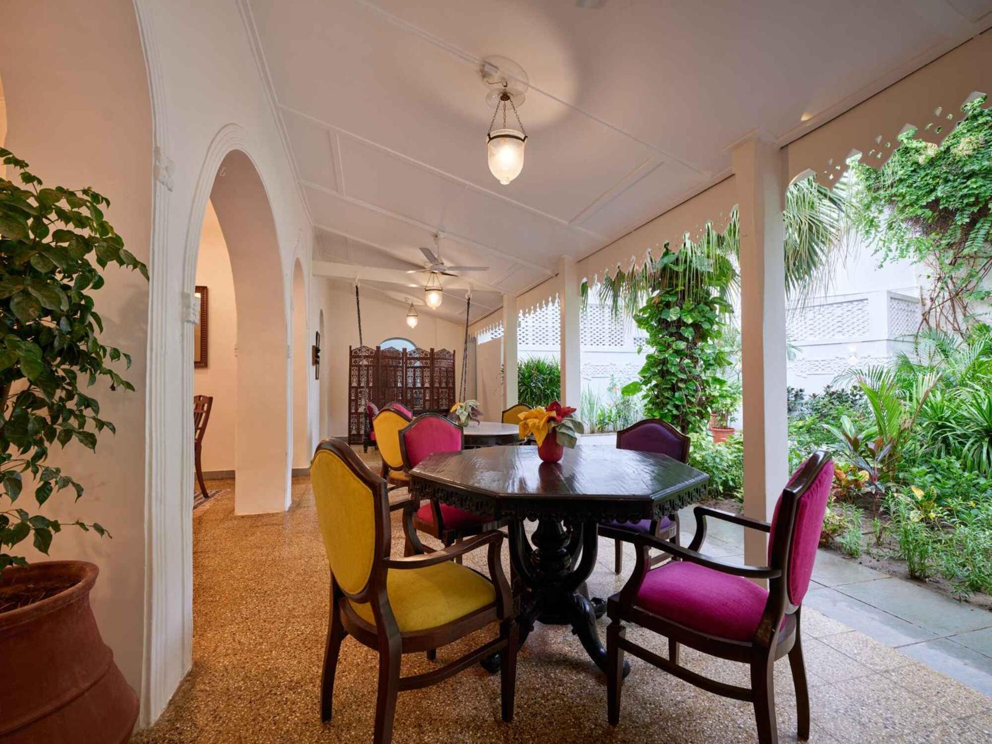 JuSTa Luxe Diwan's Bungalow Ahmedabad 29/36