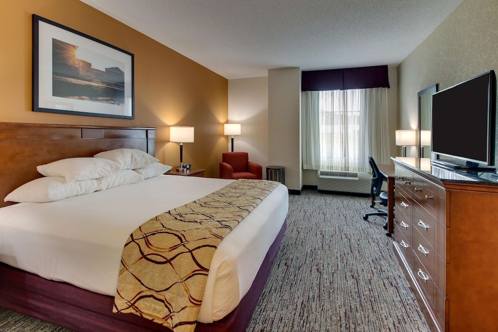 Drury Inn and Suites Meridian 14/50