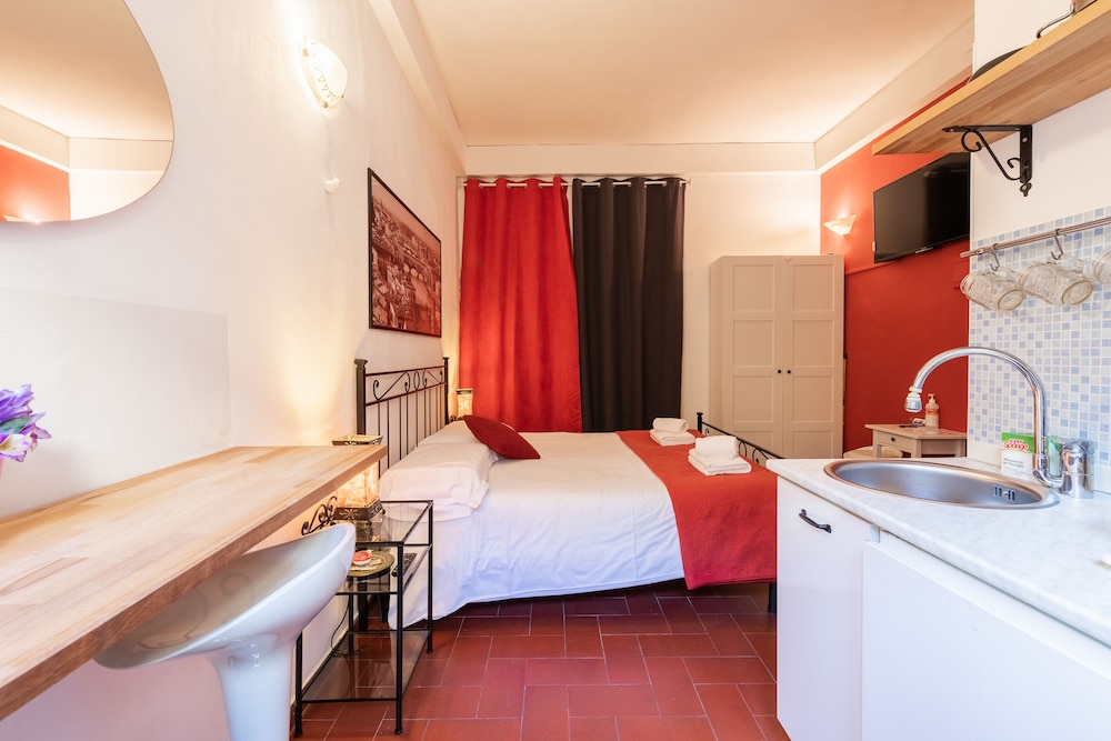 Mini Suite Uffizi 4/14