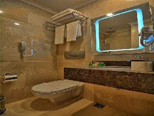 Spa, Deluxe, Suite, King Bed