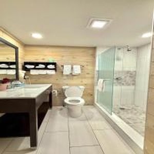Budget Host Inn by Hotel O Portland near I-65 28/28