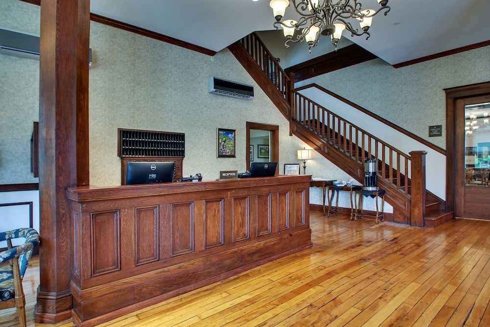 The Inn At Wise 6/36