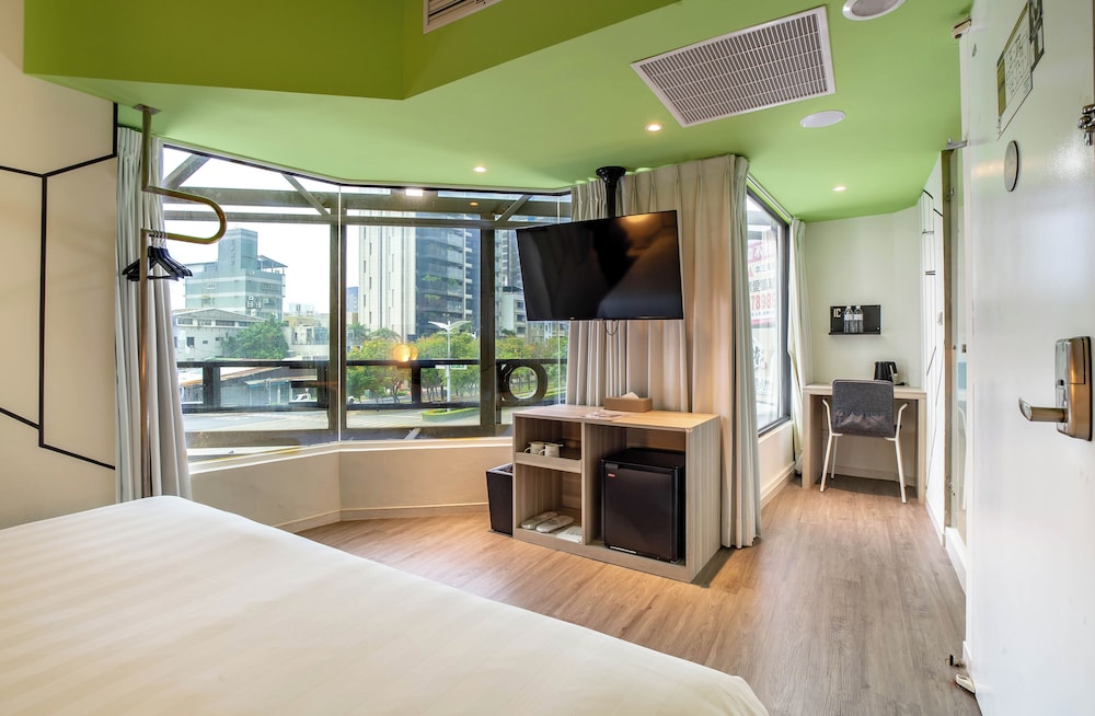 Hotel Papa Whale-Kaohsiung Formosa Boulevard 15/32