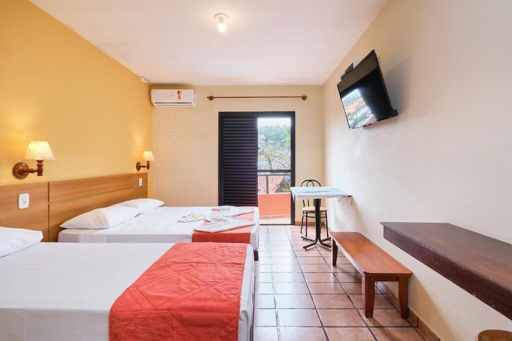 Hotel Ponta das Toninhas 9/34
