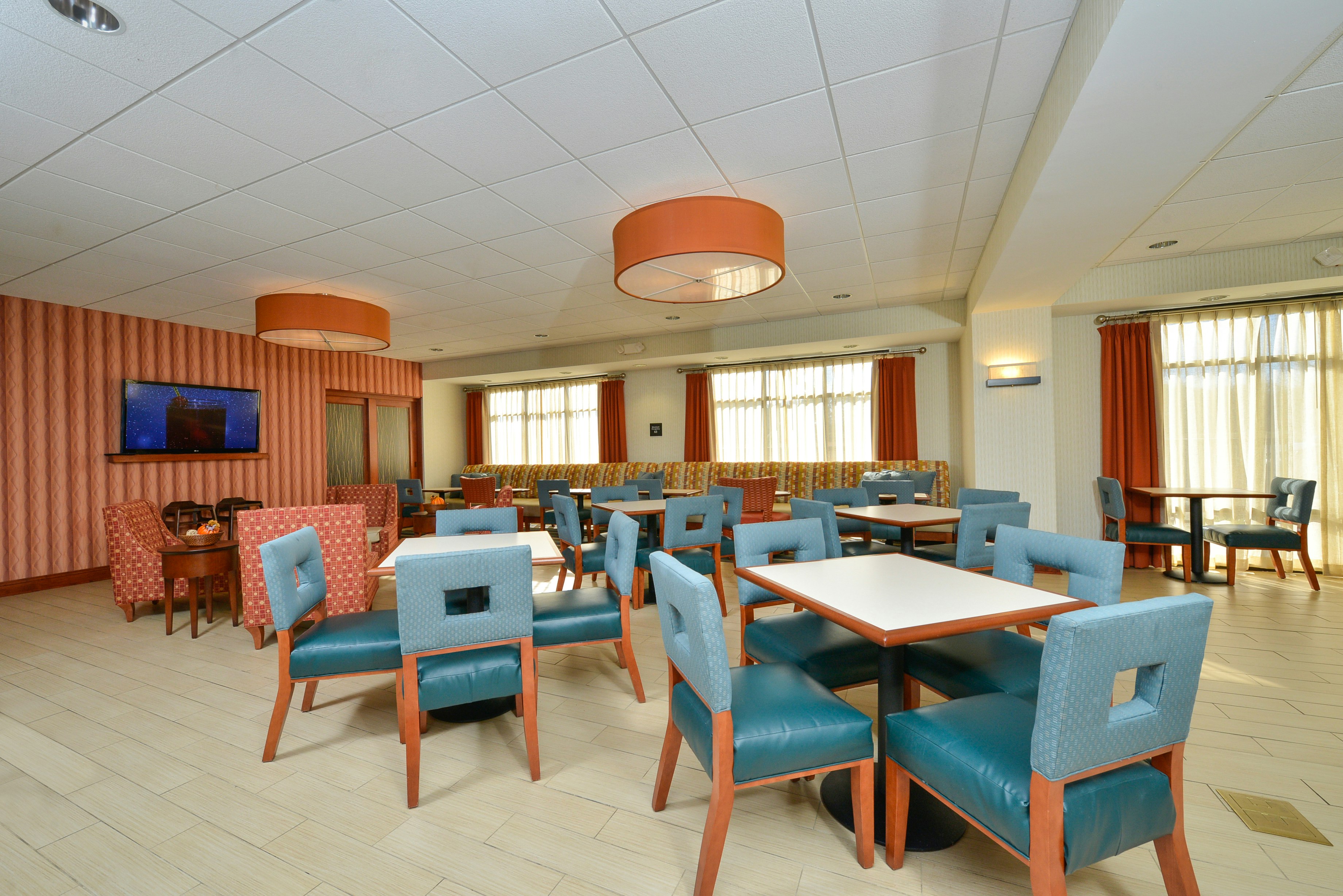 Hampton Inn Farmville 57/79