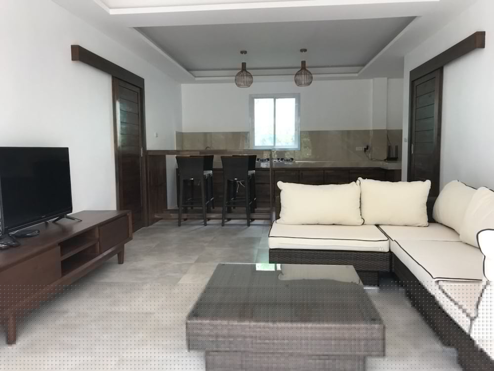 Phalarn Inn Resort 17/57