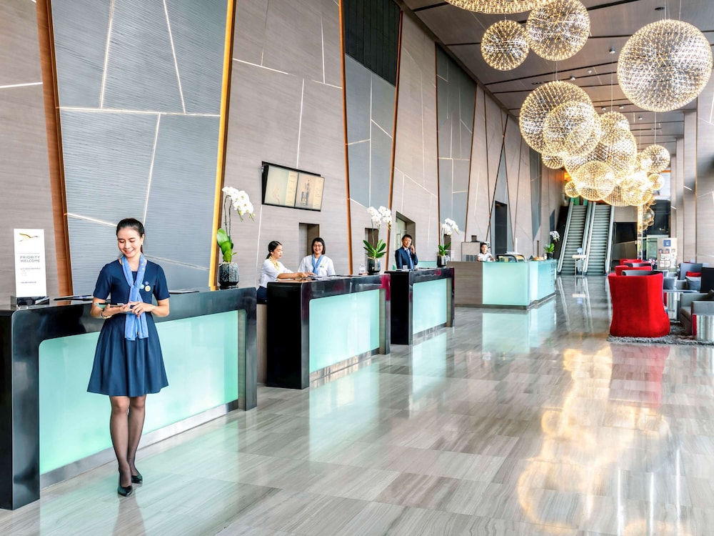 Novotel Bangkok Impact 8/77