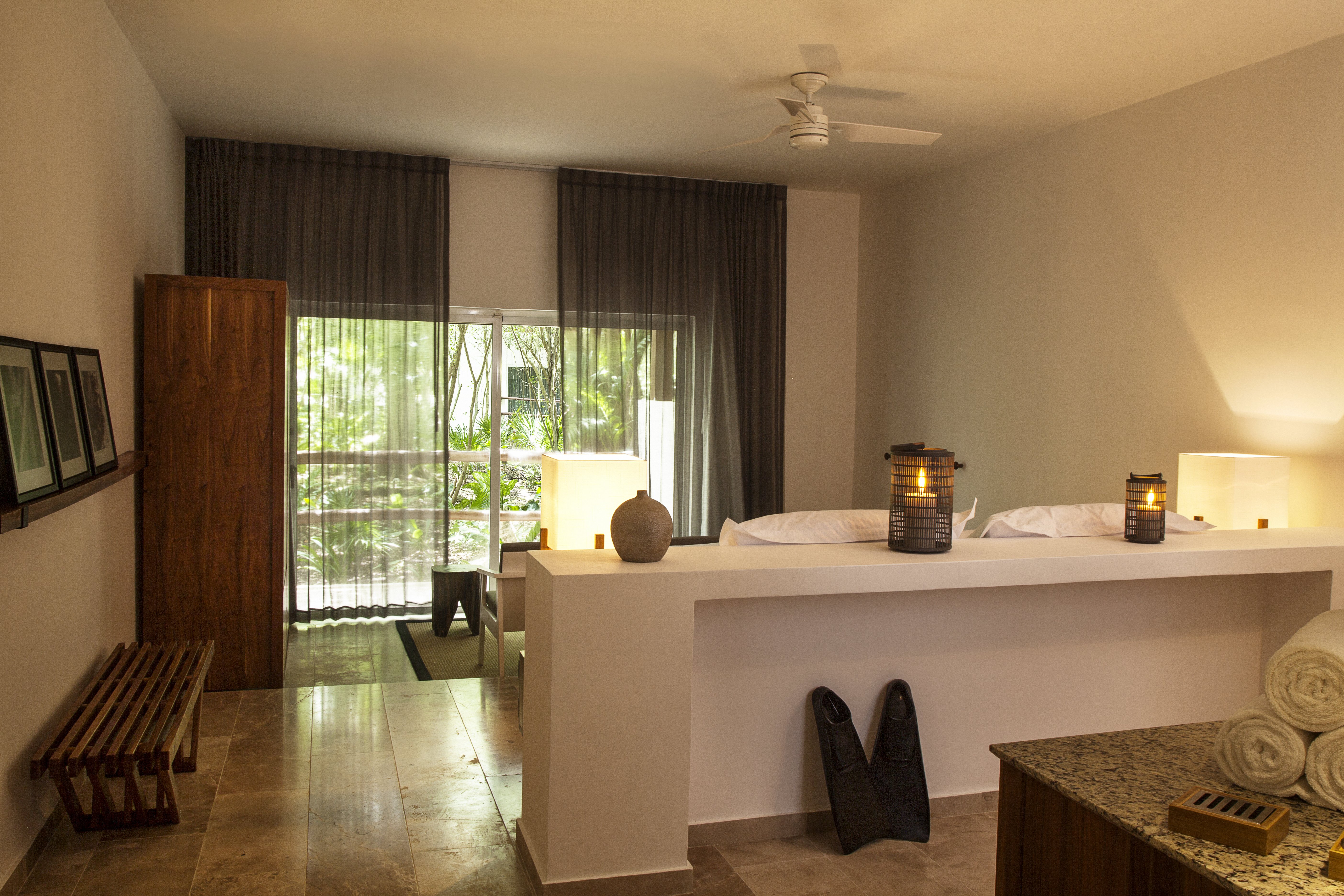 Casita, Standard, King Bed