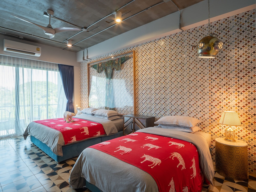River Art Hotel 26/73