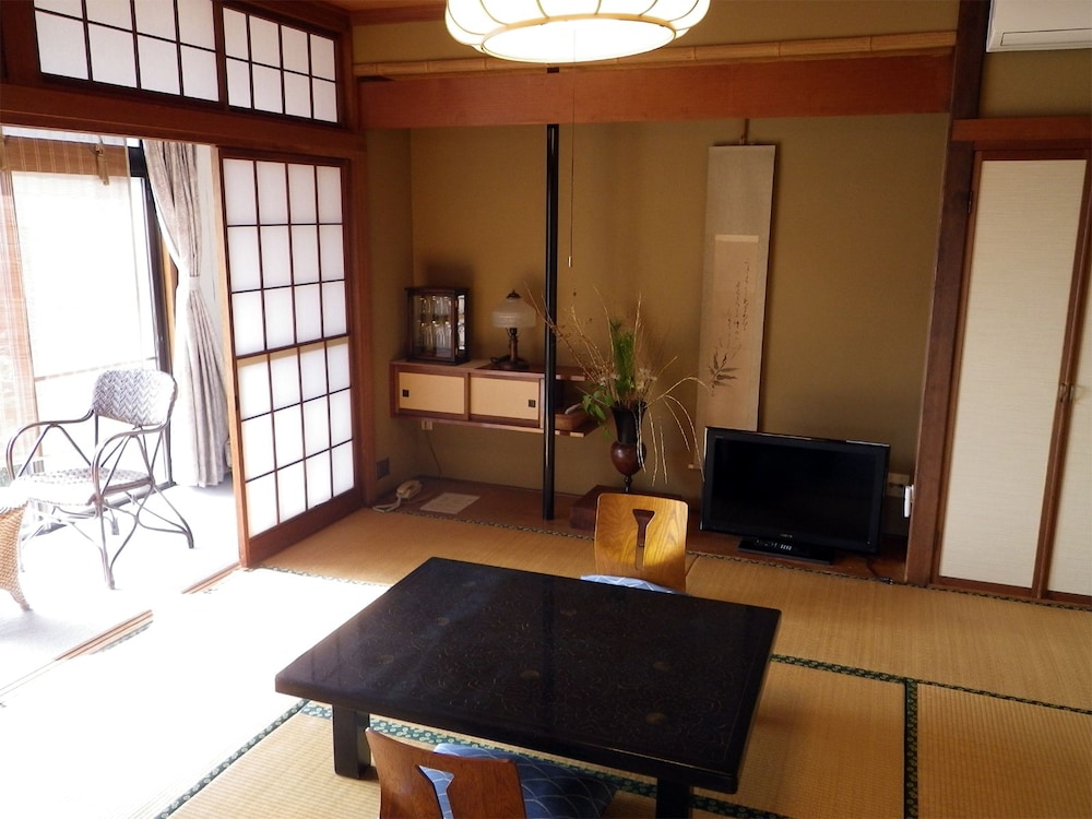 Kappo Ryokan Kinsui 41/50