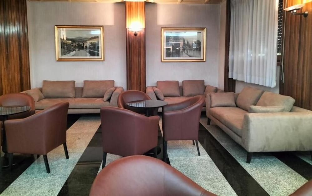 GRAND HOTEL EUROPA 26/50