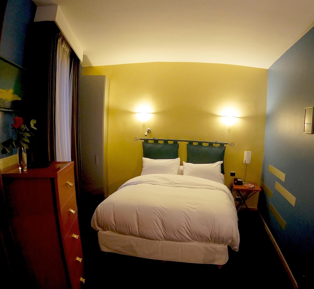 Hotel Danemark 25/68