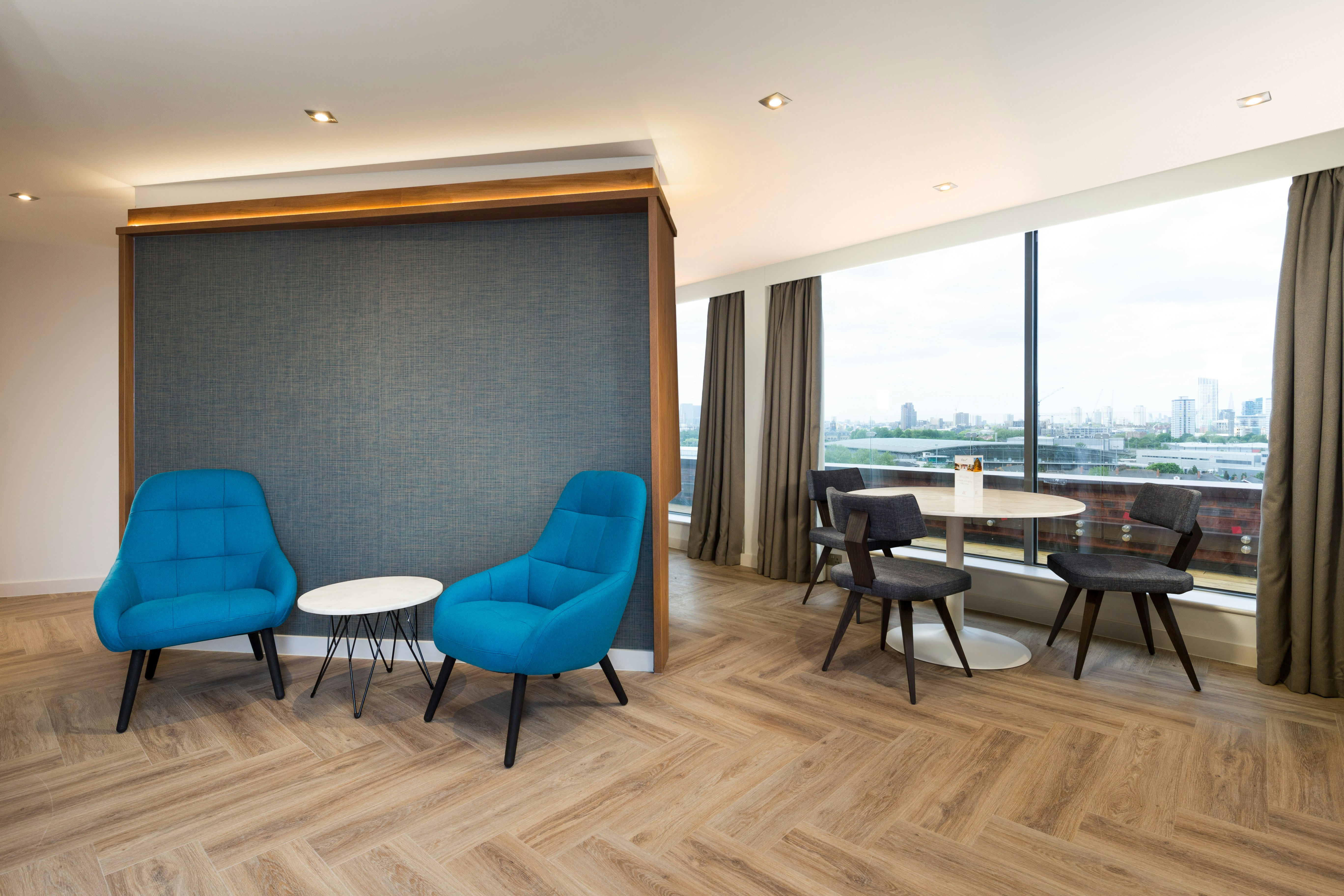 Roomzzz London Stratford 9/18