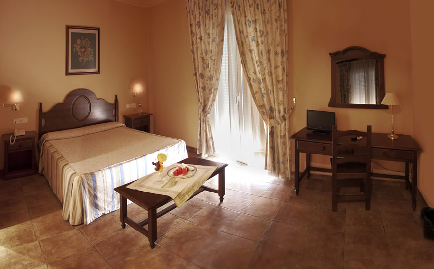 Hotel Asador Albenzaire 20/62